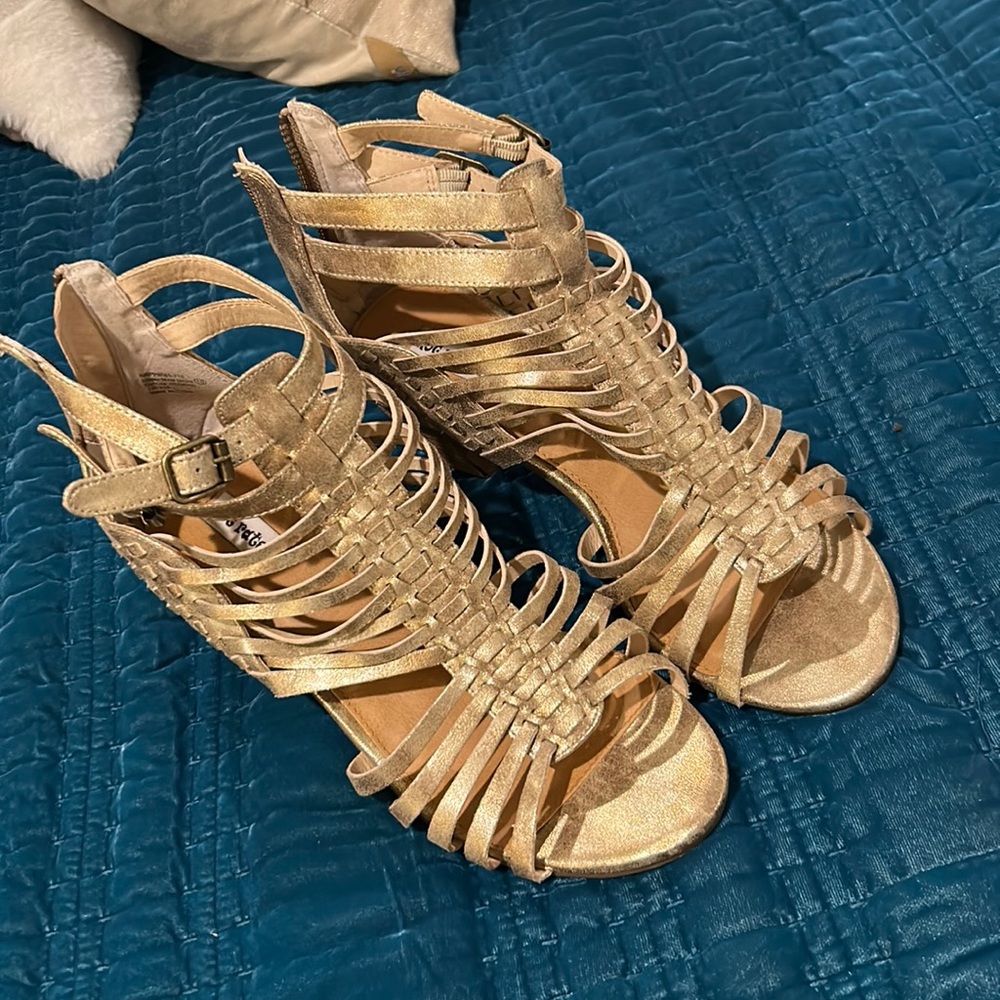 Only worn twice.